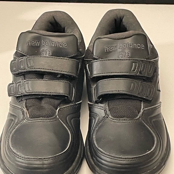 NEW BALANCE WW 813H WOMEN’S BLACK LEATHER WALKING SHOE DUAL STRAPS US SIZE 7.5 - Picture 2 of 10